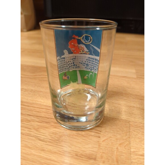 Gary Patterson Cartoonist Glass Cup Arbys Collectors Series Luck Out Tennis 1982 - Picture 2 of 7